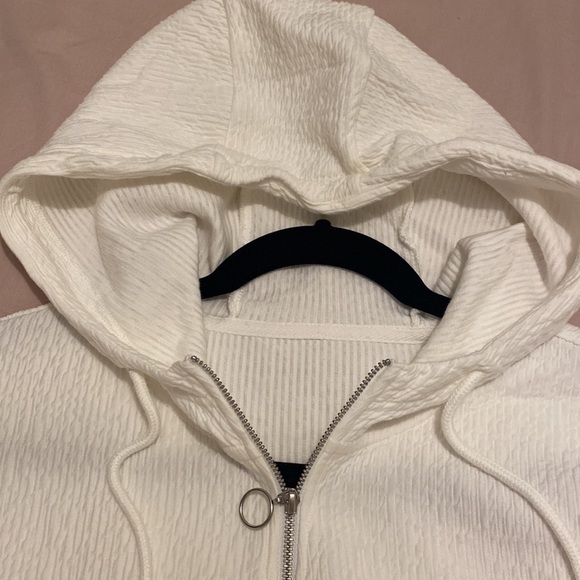 Zyia hoodie new without tags - Picture 2 of 4
